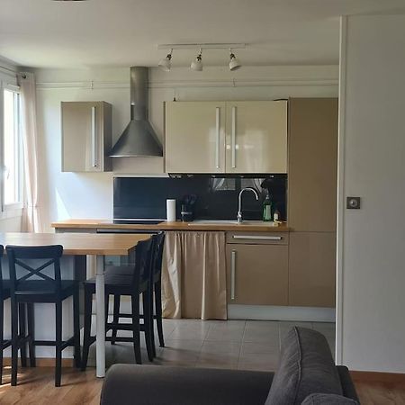 Superbe Appartement En Residence Avec Parc Orleans Exterior photo